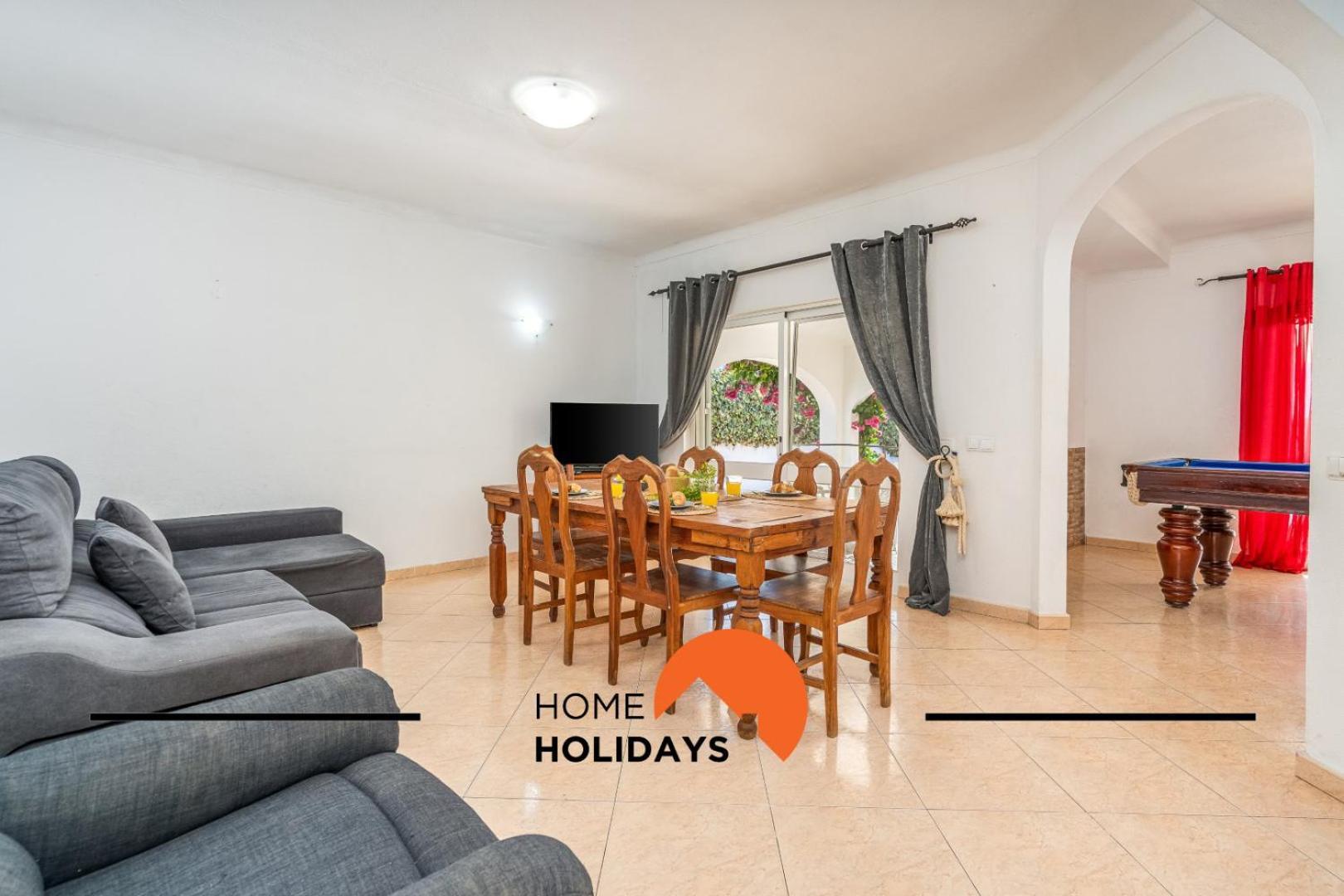 #278 Fonte Dos Leoes By Holidays